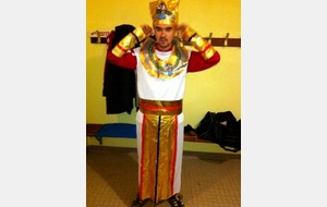 Ramsès en chaussures de foot pour nos Féminines