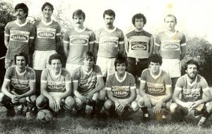 Saison 1983/1984 - ESN 1 - Proust, Discepoli, Venien, Guichard, Texereau, Dufour, Liege, Guilloteau, Venien, Dupuis, Guilloteau, Proust