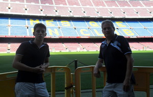 Francis Vallet (Dirigeant) et son fils au Camp Nou (FC Barcelone) le 22/08/2013