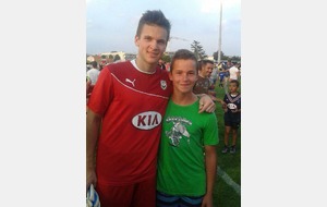 Azbe Jug (2è gardien FCGB - Slovène) avec Maxence Lemoine (U15) le 23/07/2014 lors du match Girondins - FC Nantes à Royan (1 - 1)