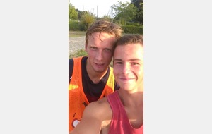 Clément CHANTOME (FCGB) avec Maxence LEMOINE (U16) le 11/08/2015 au Haillan